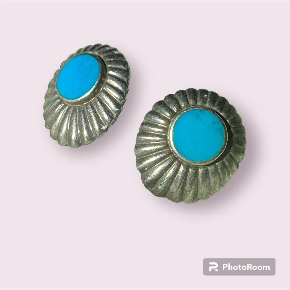 Vintage Native Turquoise Sterling Silver Earrings